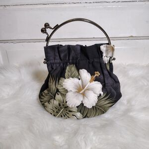 VTG Mini Floral Kisslock Hand Purse
